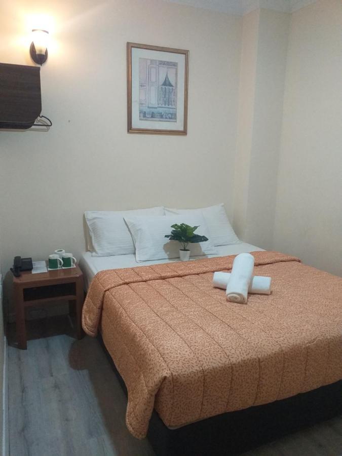 Hentian Hotel Каджанг Екстериор снимка