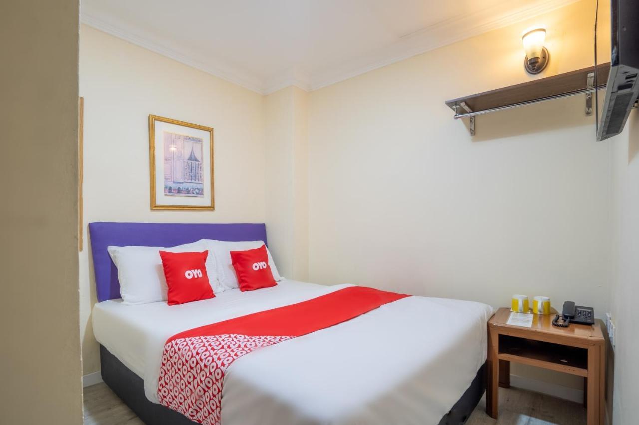 Hentian Hotel Каджанг Екстериор снимка