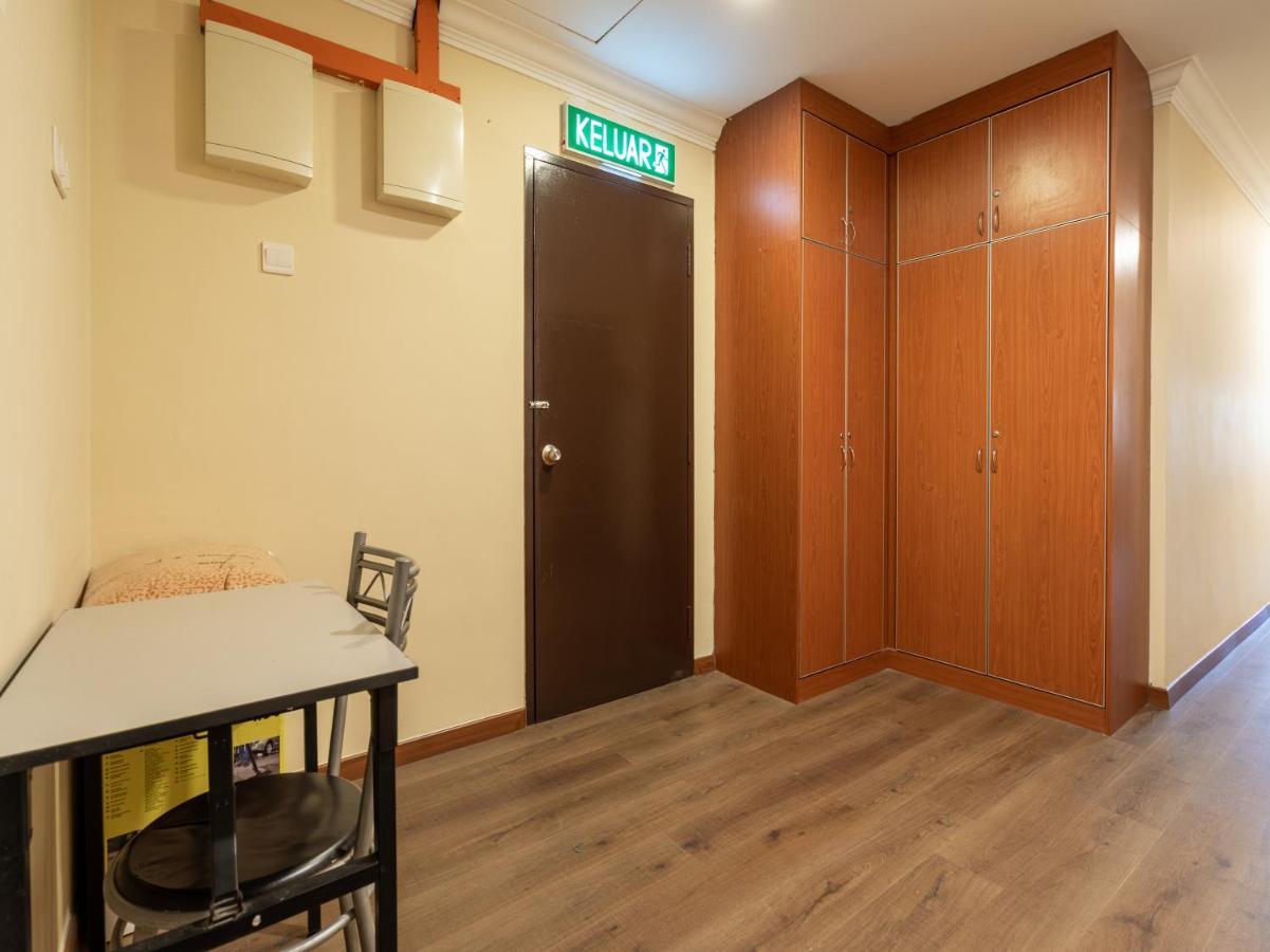 Hentian Hotel Каджанг Екстериор снимка
